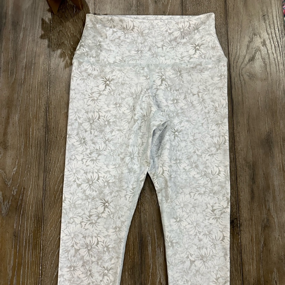 Evolution and Creation Leggings - Picture 2 of 12